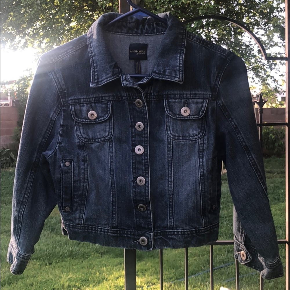 🌺Dark blue medium cropped jean jacket/coat